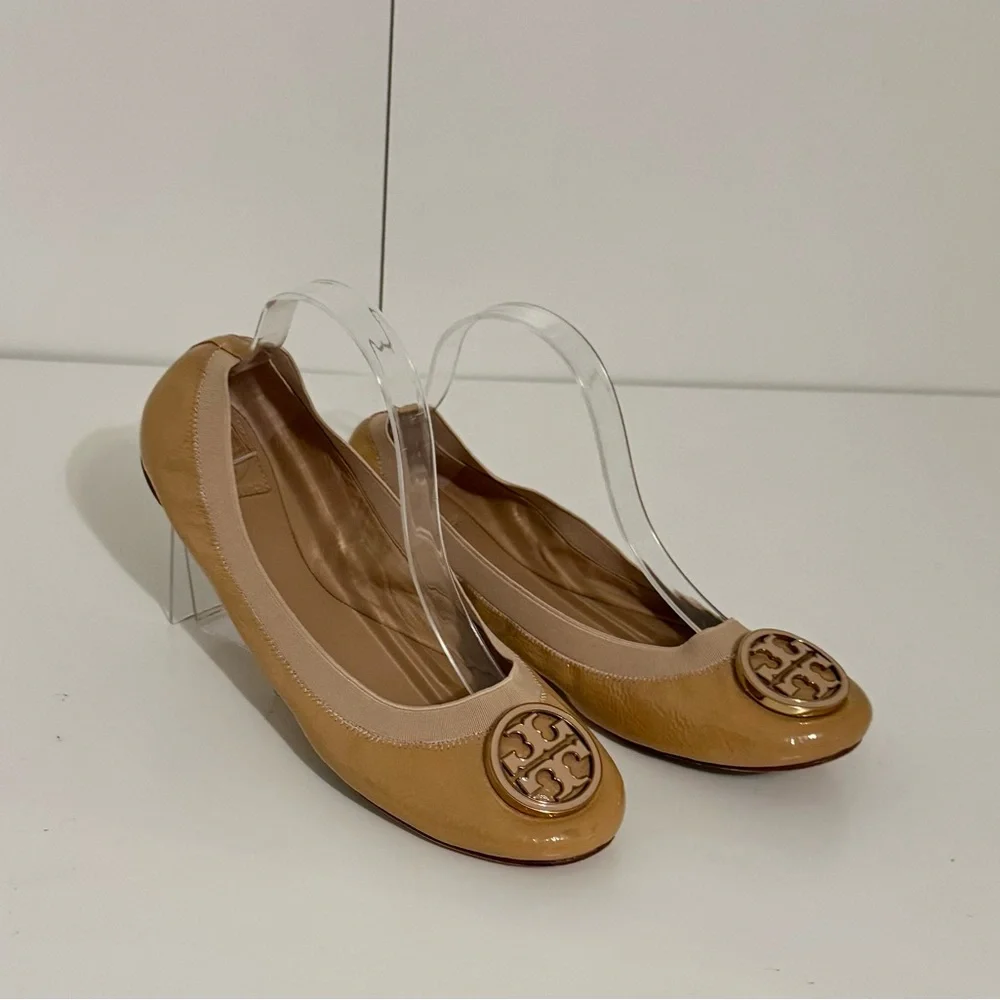 Tory Burch Caroline Ballerina Nude Beige Patent Leather Flats Size 10M